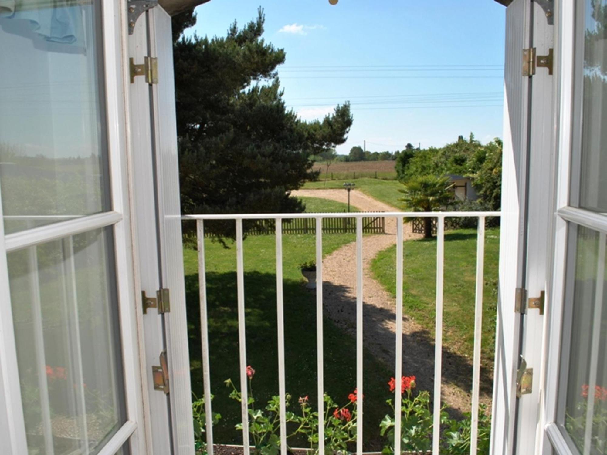 Gîte Azay-sur-Cher, 6 pièces, 11 personnes - FR-1-381-359 Extérieur photo